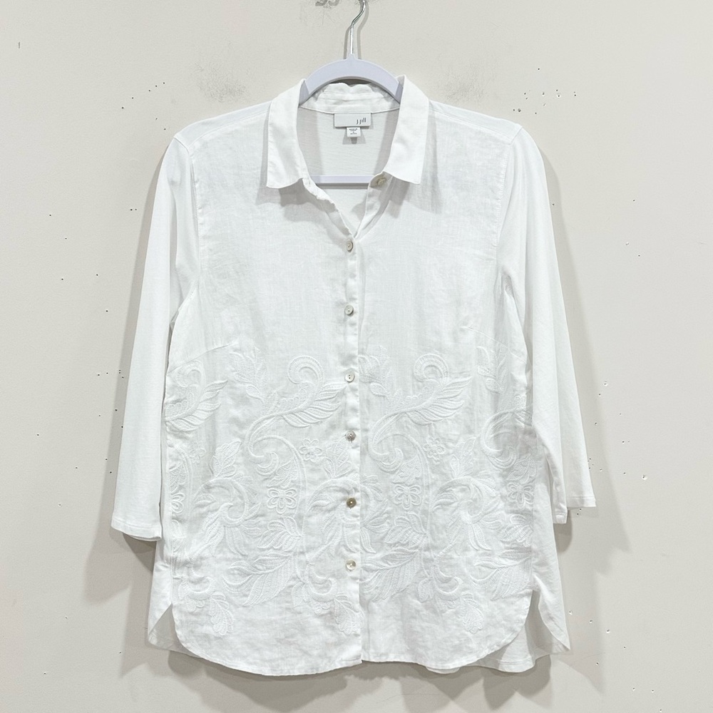 J. Jill Button Front Shirt Womens Size SP White‎ Embroidered Linen Mother Pearl
